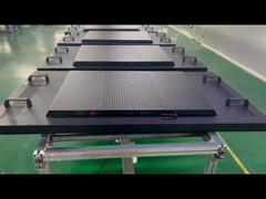 खिड़की की ओर देखने वाला डिस्प्ले