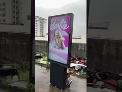 मेनू बोर्डों के माध्यम से आउटडोर ड्राइव